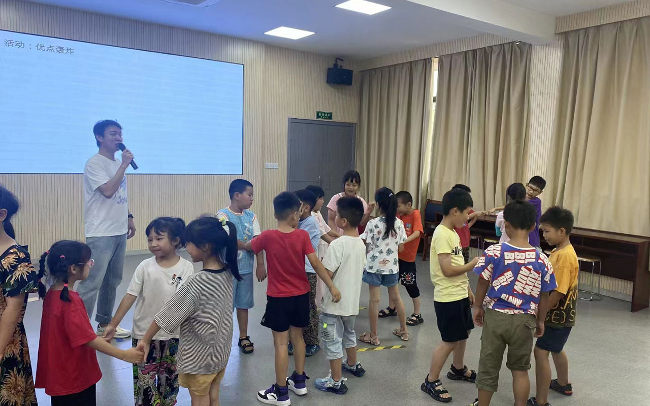 高邑龙观乡中心学校